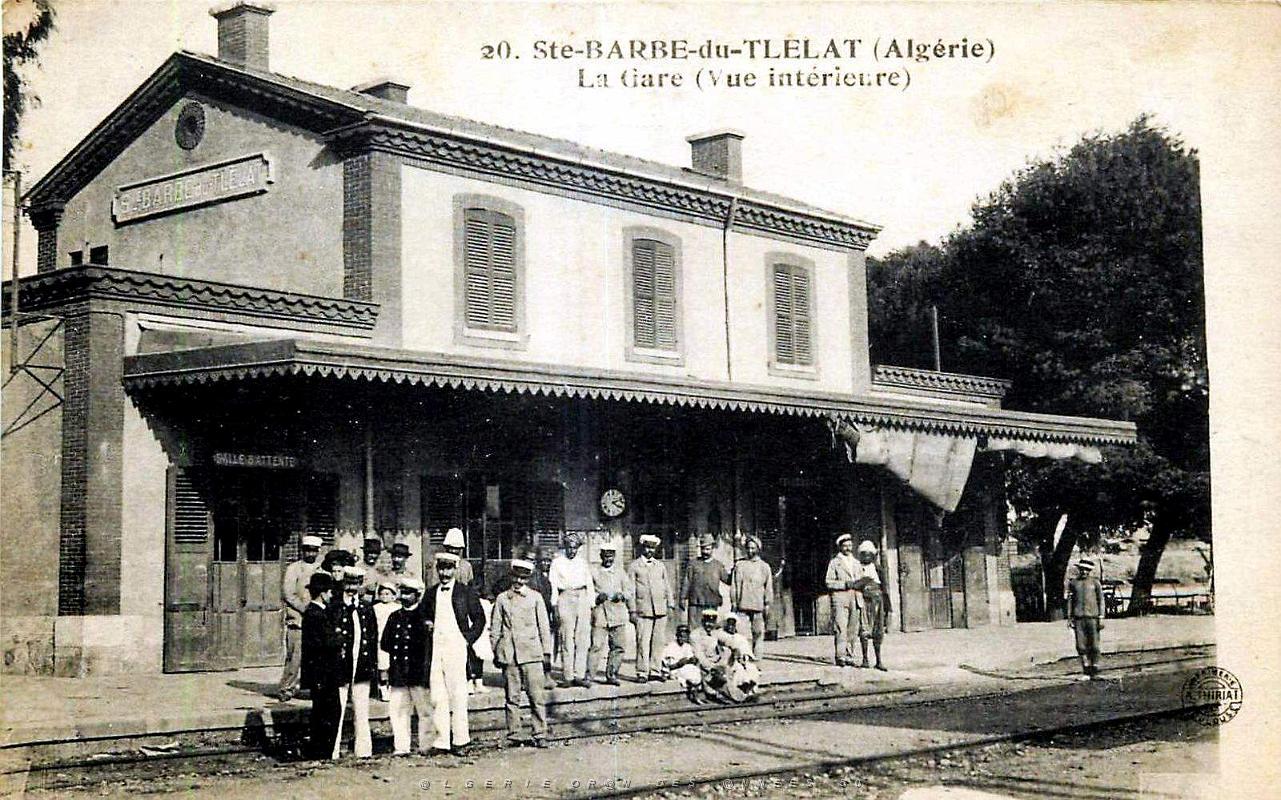 2215- Sainte-Barbe-du-Tlelat - Gare.jpg